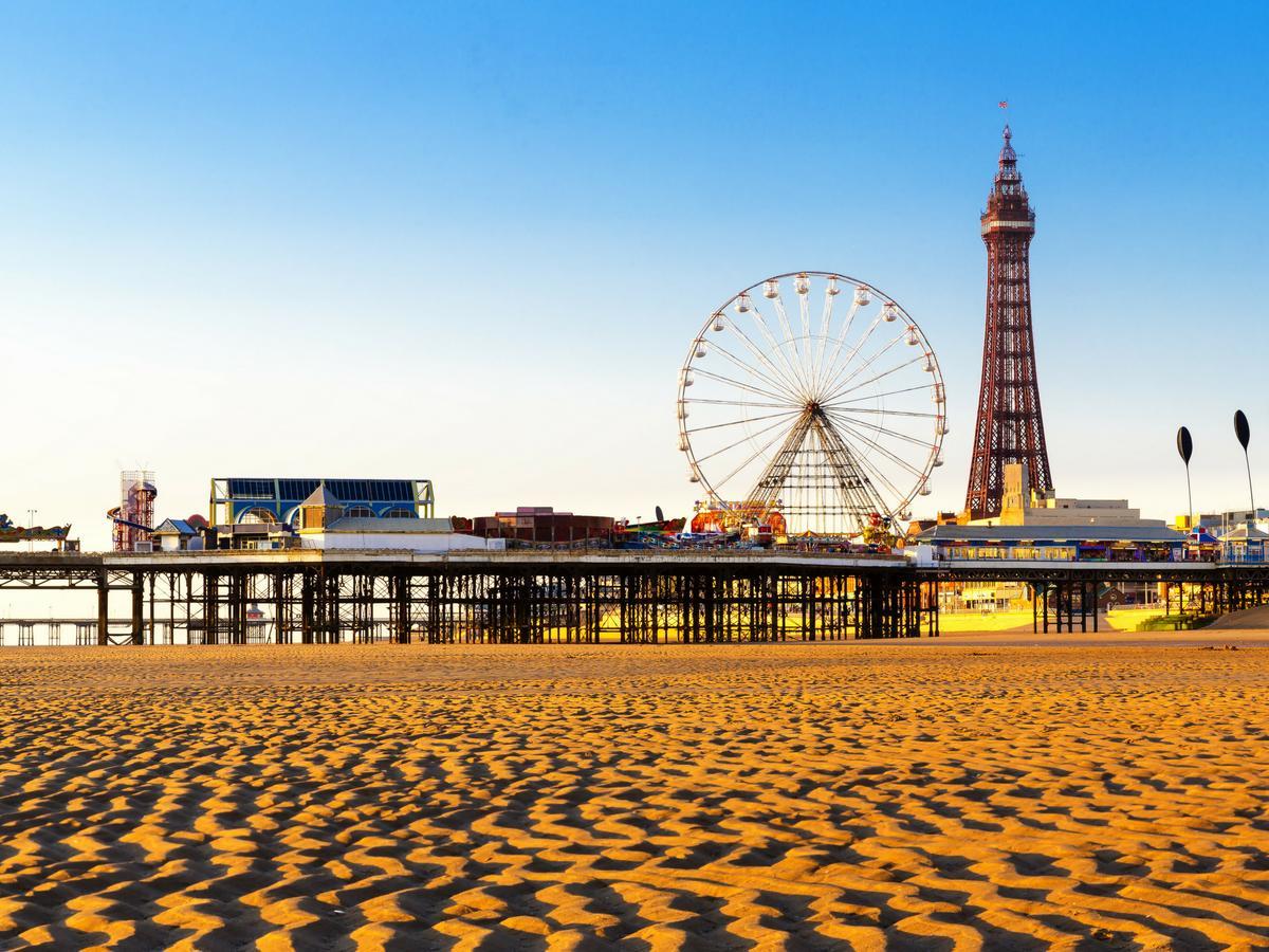 The Royal Alexandra Hotel By Compass Hospitality Blackpool Exteriör bild